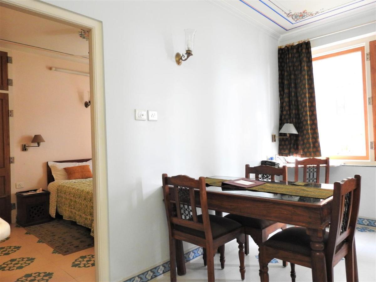 Om Niwas Suite Hotel Jaipur Extérieur photo